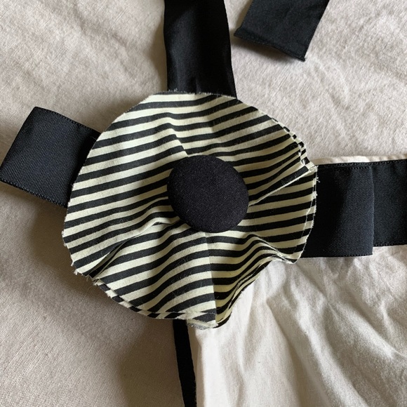 Anthropologie Apron - Picture 4 of 8